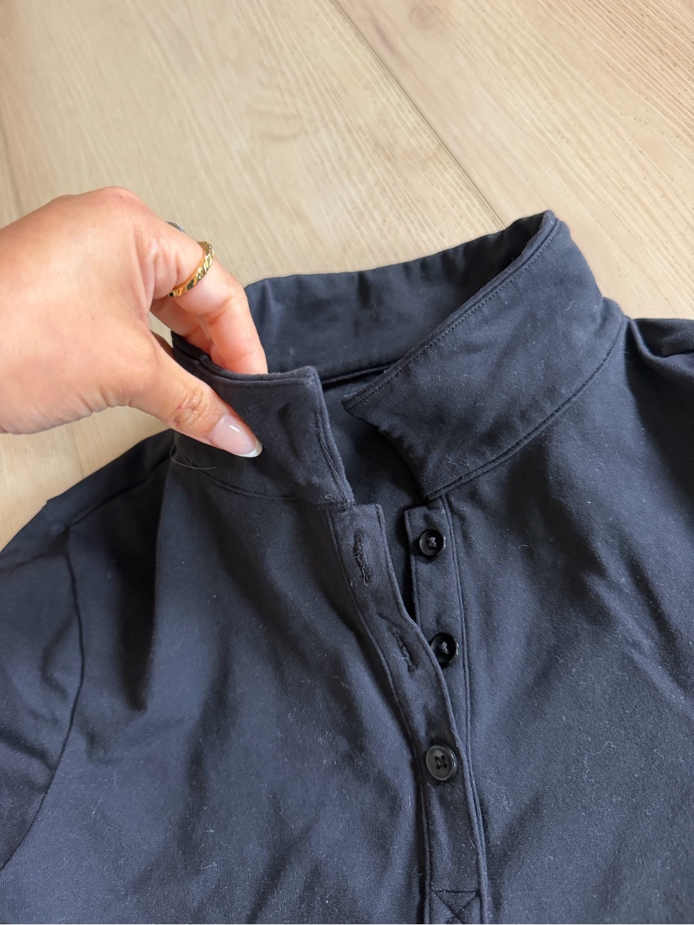 Alo shirt size s - Picture 2 of 3